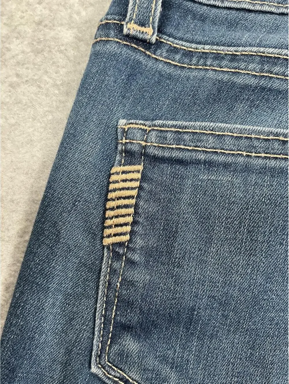 PAIGE‎ Verdugo Ankle Skinny Jeans Distressed Medium Wash Women’s 26